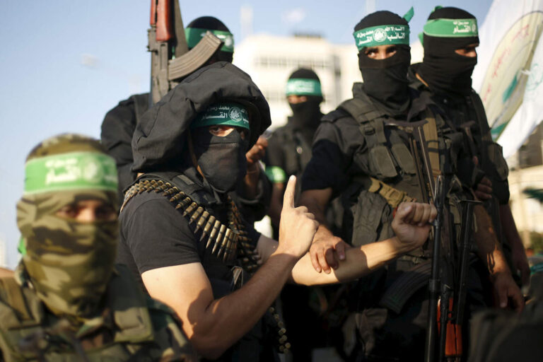 El grupo terrorista Hamás bombardeó un convoy de ayuda humanitaria en Gaza