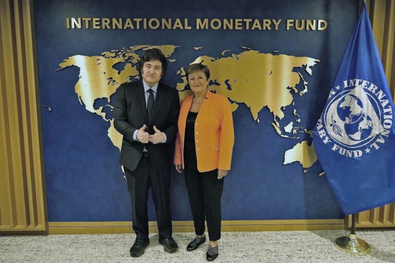 “Las reservas están críticamente bajas”, la advertencia del FMI al gobierno de Milei