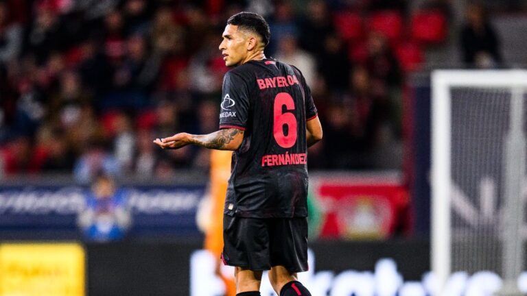 Equi Fernández fue expulsado en su estreno con el Bayer Leverkusen por la Bundesliga