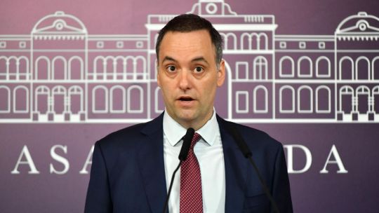 El Gobierno quiere dejar en manos de Manuel Adorni el nombramiento de todos los empleados públicos