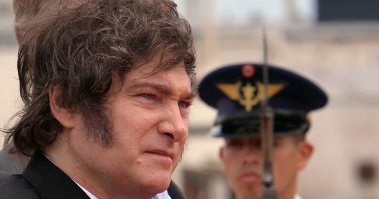 Javier Milei y sus medidas, EN VIVO: el Presidente viajó a Davos y se confirmó el llamado a sesiones extraordinarias para tratar la reforma laboral en febrero