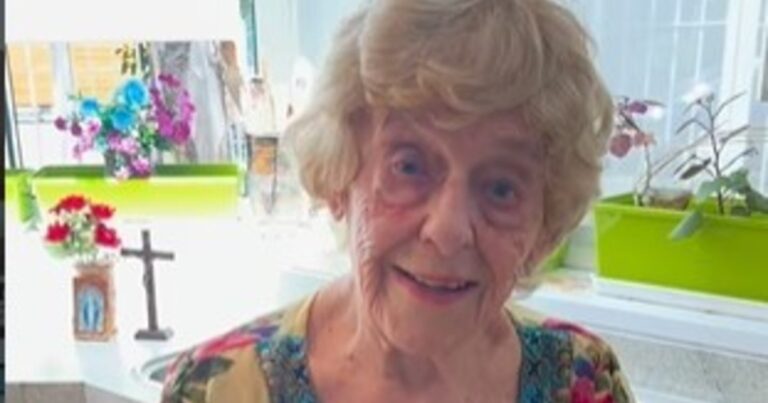 Otra vez la Banda del Millón: golpean a una abuela influencer y la amenazan con tirarle agua hirviendo