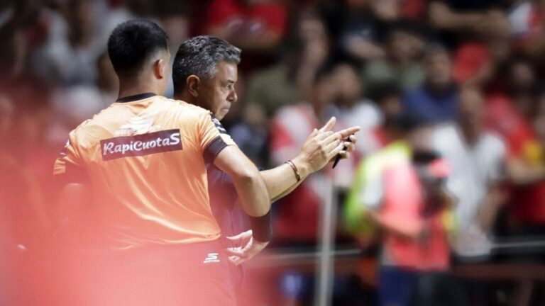 Filtraron la frase de Andrés Merlos que enfureció a Marcelo Gallardo tras la expulsión: “Si no intervenían…”