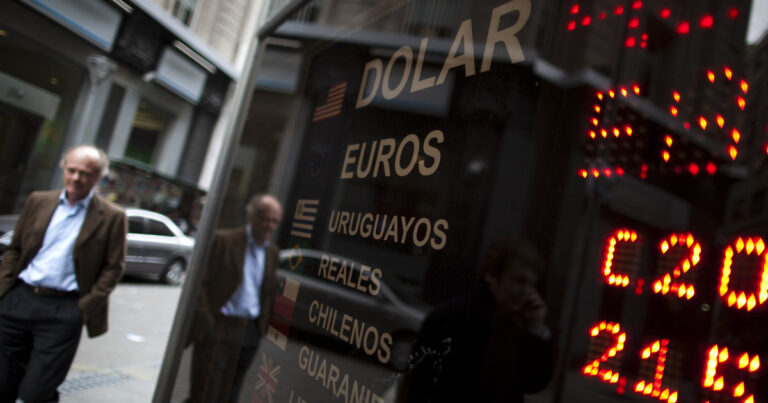 Dólar blue hoy: a cuánto cotiza este domingo 15 de febrero
