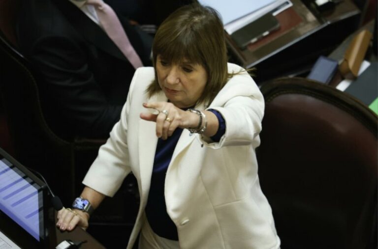 Patricia cuestionó la represión al camarógrafo y confirmó la interna con su sucesora Monteoliva