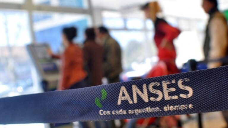 ANSES: cuánto cobra AUH en marzo de 2026 con el aumento por inflación y los tres pagos extra confirmados hoy