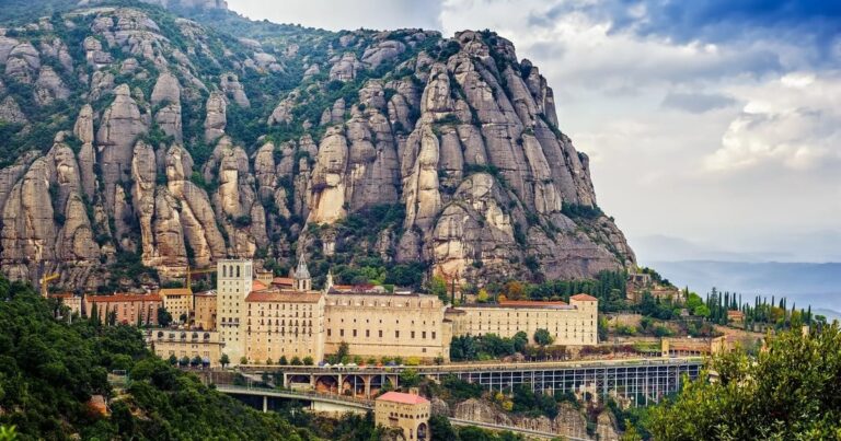 Puig de la Creu: el mirador secreto con la mejor vista de Montserrat