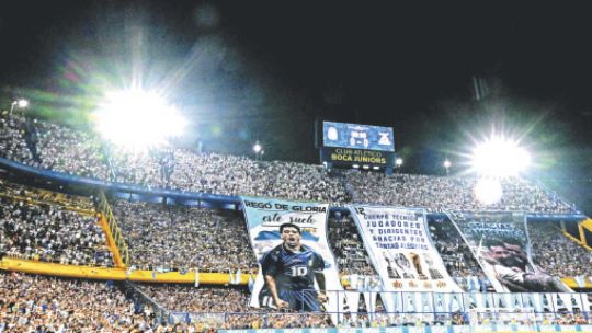 Lionel Scaloni y jugadores de la selección argentina durante un entrenamiento.