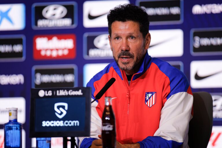 Diego Simeone, entrenador del Atlético de Madrid, en conferencia de prensa.
