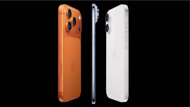 Comparativa de modelos de iPhone: iPhone 13, iPhone 15 y iPhone 17 sobre una mesa.