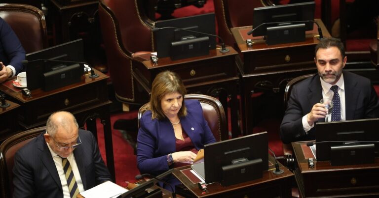 Sesión en el Senado de la Nación Argentina